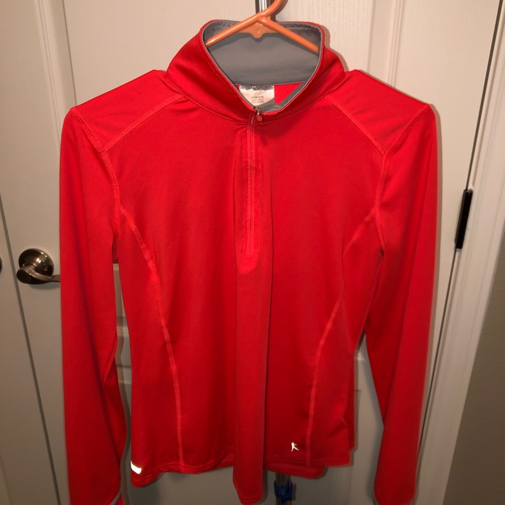 Semi-fitted Long Sleeve pullover
